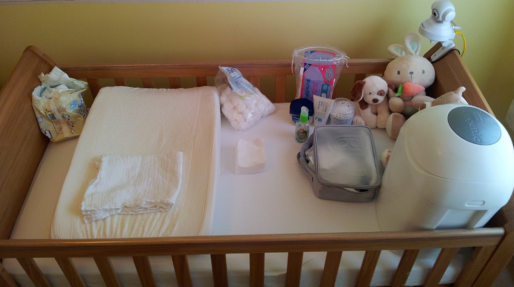 nappy changing trolley