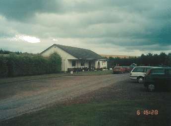 \includegraphics[width=3in]{Photos/Comber_1.eps}
